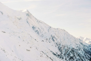 Compressed e258ec1e1cae5f22 0-35